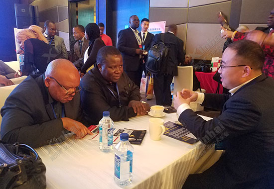 坦桑尼亚矿业委员会主席了解鑫海选厂整体服务